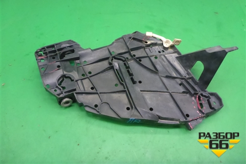 Кронштейн фары правой (16464600) для Volkswagen Touareg c 2002-2010г (Туарег)