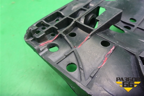 Кронштейн фары правой (16464600) для Volkswagen Touareg c 2002-2010г (Туарег)