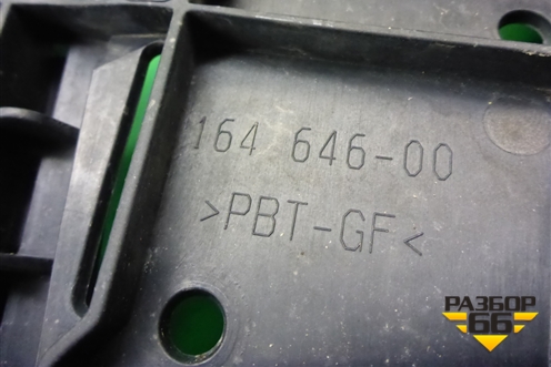 Кронштейн фары правой (16464600) для Volkswagen Touareg c 2002-2010г (Туарег)