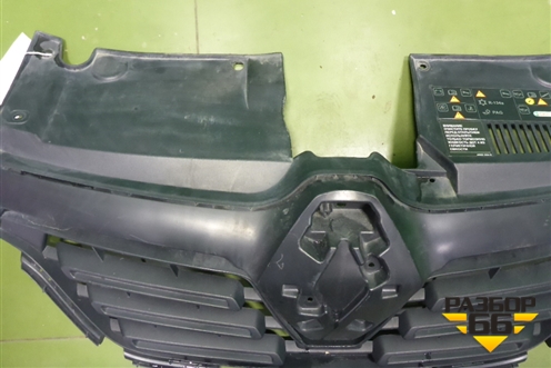 Решетка радиатора (после 2018г) (623105887R) для Renault Logan II с 2012г (Логан)