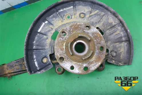 Кулак поворотный передний левый (7L0407257A) для Volkswagen Touareg c 2002-2010г (Туарег)