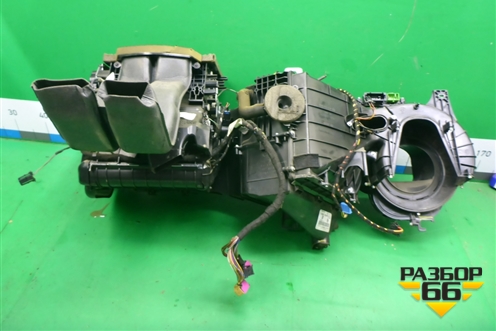 Корпус отопителя (7L0819988) для Volkswagen Touareg c 2002-2010г (Туарег)