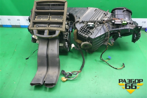 Корпус отопителя (7L0819988) для Volkswagen Touareg c 2002-2010г (Туарег)