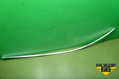 Молдинг крыши левый (над дверями) для Volkswagen Touareg c 2002-2010г (Туарег)