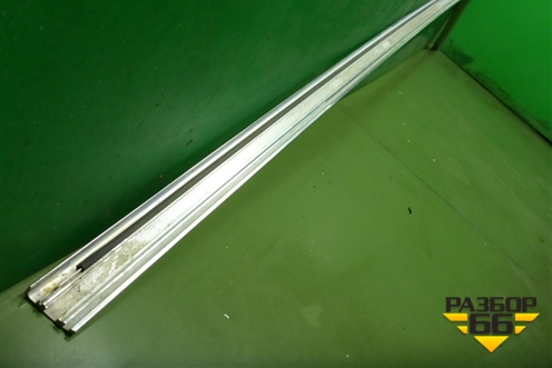 Молдинг крыши левый (над дверями) для Volkswagen Touareg c 2002-2010г (Туарег)