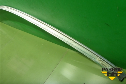 Молдинг крыши левый (над дверями) для Volkswagen Touareg c 2002-2010г (Туарег)