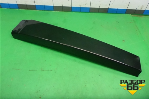 Накладка стойки (центральной левая) для Volkswagen Touareg c 2002-2010г (Туарег)