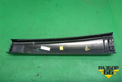 Накладка стойки (центральной левая) для Volkswagen Touareg c 2002-2010г (Туарег)