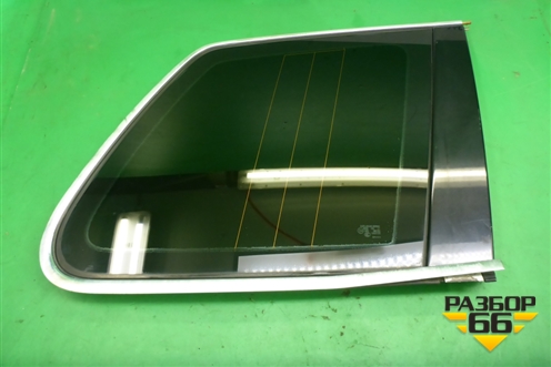 Стекло глухое правое для Volkswagen Touareg c 2002-2010г (Туарег)