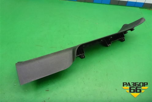 Накладка порога внутренняя заднего правого (85886B8000) для Hyundai Grand Santa Fe с 2012-2018г (Гранд Санта Фе)