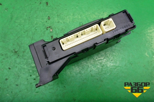 Блок электронный (управления климатом) (8865042580) для Toyota Rav-4 с 2012-2019г (Рав 4)