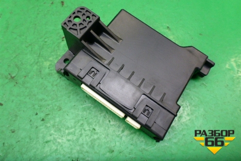 Блок электронный (управления климатом) (8865042580) для Toyota Rav-4 с 2012-2019г (Рав 4)