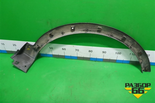 Накладка переднего крыла левого (87713B8000) для Hyundai Grand Santa Fe с 2012-2018г (Гранд Санта Фе)