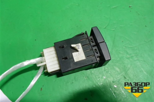 Кнопка (смотреть фото) для Iveco EuroCargo III 2008г (ЕвроКарго)