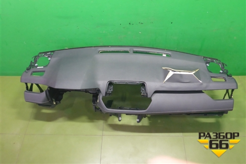 Торпедо под AIR BAG без AIR BAG (554030R060) для Toyota Rav-4 с 2018г (Рав 4)