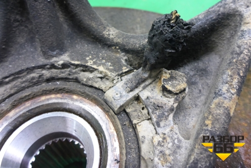 Кулак поворотный передний правый для Peugeot 408 с 2012г