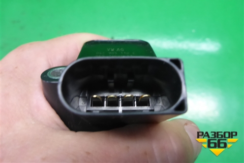 Катушка зажигания (1.4л DJKA) (04C905110E) для Skoda Karoq с 2017г (Карок)