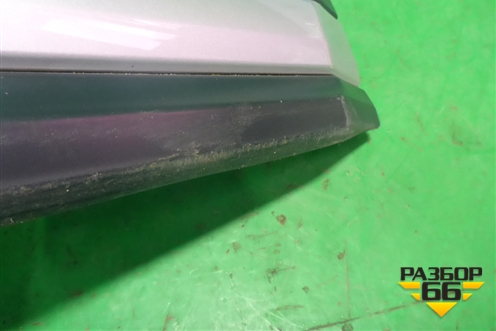 Накладка двери задней правой (после 2012г) (5757A410) для Mitsubishi Outlander с 2012-2024г (Аутлендер)