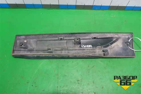 Накладка двери задней правой (после 2012г) (5757A410) для Mitsubishi Outlander с 2012-2024г (Аутлендер)