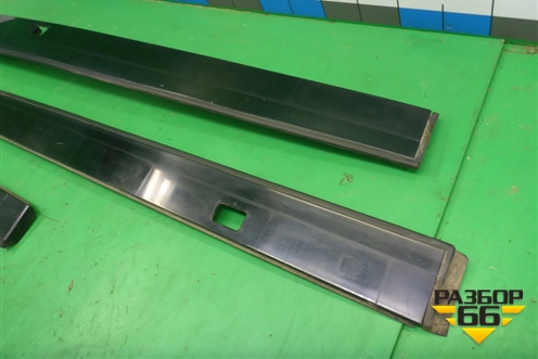 Молдинг крыши правый для Hyundai Grand Santa Fe с 2012-2018г (Гранд Санта Фе)