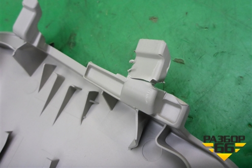 Обшивка стойки центральная верхняя правая (769138896R) для VAZ XRAY с 2016г (Хрэй)