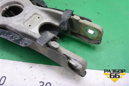 Рычаг задний нижний под пружину (правый купэ AMG) для Mercedes Benz C-Klass W205 с 2014г (Ц)