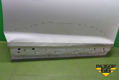 Дверь передняя правая (760831052B) для Volkswagen Touareg с 2018г (Туарег)