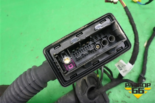 Проводка двери передней правой (купэ) (A2055400849) для Mercedes Benz C-Klass W205 с 2014г (Ц)