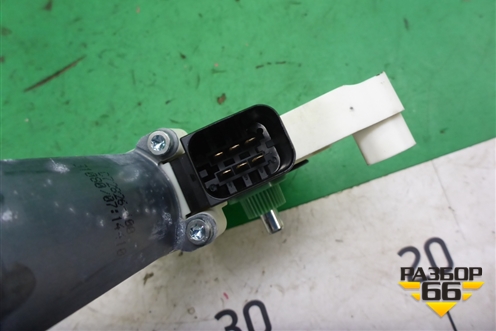 Моторчик стеклоподъёмника передний правый (A0009066206) для Mercedes Benz C-Klass W205 с 2014г (Ц)