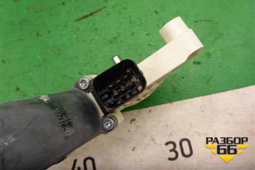 Моторчик стеклоподъёмника передний левый (A0009066106) для Mercedes Benz C-Klass W205 с 2014г (Ц)