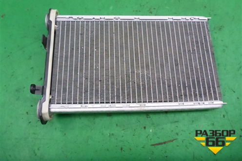 Радиатор отопителя (CT1031178KG) для Mercedes Benz C-Klass W205 с 2014г (Ц)