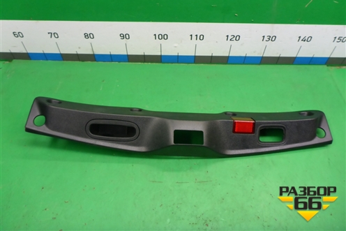 Обшивка крышки багажника (A2057500500) для Mercedes Benz C-Klass W205 с 2014г (Ц)