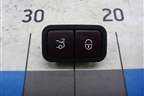 Кнопка закрывания крышки багажника (A2208211479) для Mercedes Benz C-Klass W205 с 2014г (Ц)