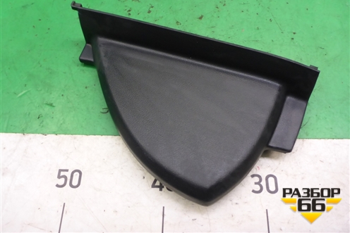 Накладка на торпедо (боквая левая) (A2056801107) для Mercedes Benz C-Klass W205 с 2014г (Ц)