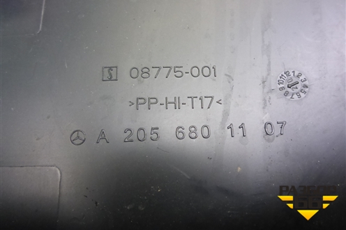 Накладка на торпедо (боквая левая) (A2056801107) для Mercedes Benz C-Klass W205 с 2014г (Ц)