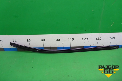 Накладка стекла заднего левого (купэ) (A2056702501) для Mercedes Benz C-Klass W205 с 2014г (Ц)