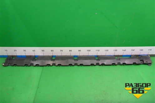 Кронштейн накладки (порога левый) (8450021313) для VAZ XRAY с 2016г (Хрэй)