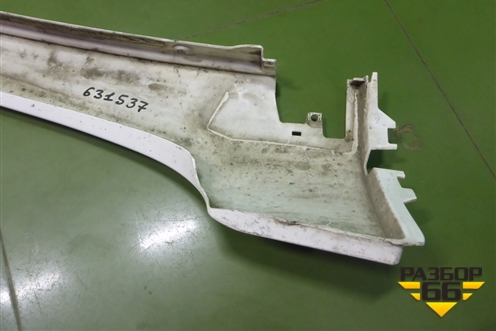 Молдинг лобового стекла правый  (81624100227) для MAN TGX с 2007г (ТГХ)