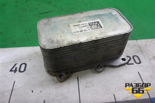 Радиатор масляный (4.0л M177) (A1331880001) для Mercedes Benz C-Klass W205 с 2014г (Ц)