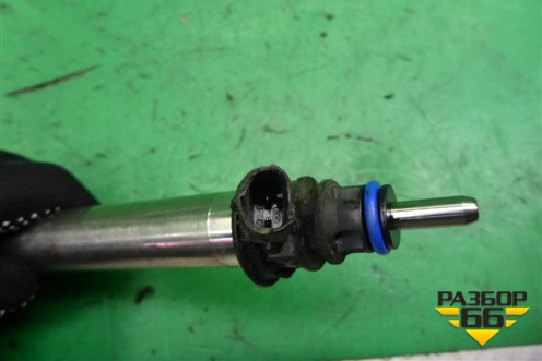 Форсунка инжекторная электрическая (4.0л M177) (A2560705600) для Mercedes Benz C-Klass W205 с 2014г (Ц)