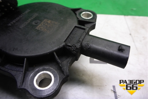 Клапан электромагнитный изменения фаз ГРМ (4.0л M177) (A2761560790) для Mercedes Benz C-Klass W205 с 2014г (Ц)