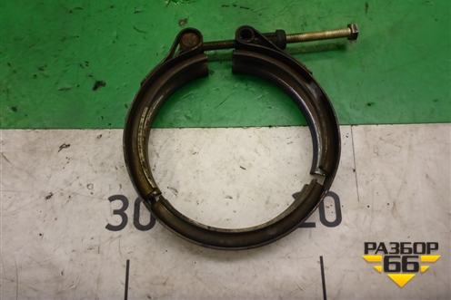 Хомут (4.0л M177) (A0009954033) для Mercedes Benz C-Klass W205 с 2014г (Ц)