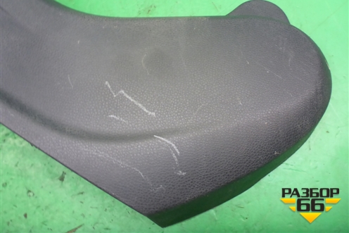 Накладка внутренняя (на переднее левое сиденье) (A2059192500) для Mercedes Benz C-Klass W205 с 2014г (Ц)