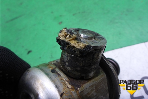 ТНВД топливный насос высокого давления (M177 4.0л) (A1770700501) для Mercedes Benz C-Klass W205 с 2014г (Ц)