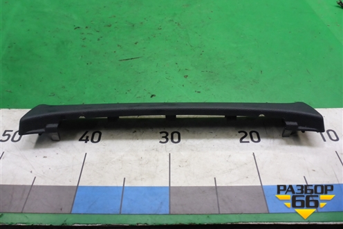 Накладка внутренняя (A2059195000) для Mercedes Benz C-Klass W205 с 2014г (Ц)