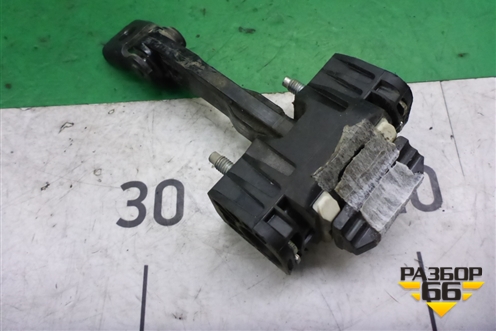 Ограничитель двери передней правой (21926106082) для VAZ Granta/Гранта