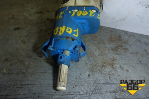 Датчик включения стопсигнала (3M5T9C872AC) для Ford Fiesta с 2001-2008г (Фиеста 5)