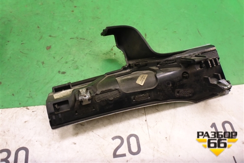 Накладка на торпедо (A2056800471) для Mercedes Benz C-Klass W205 с 2014г (Ц)