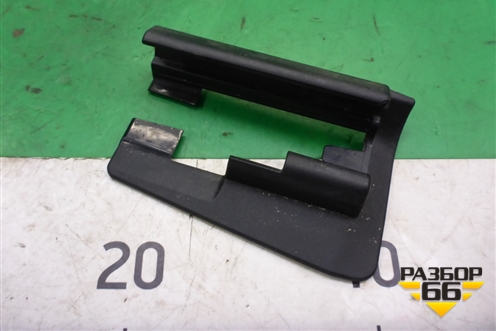 Накладка внутренняя (на салазку сиденья) (2059194400) для Mercedes Benz C-Klass W205 с 2014г (Ц)