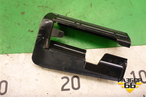 Накладка внутренняя (на салазку сиденья) (A2059191100) для Mercedes Benz C-Klass W205 с 2014г (Ц)